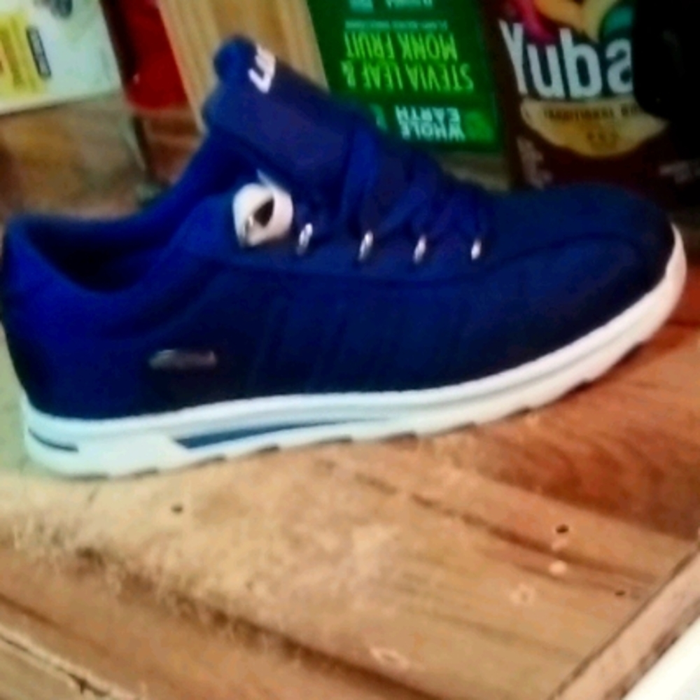 Lugz
